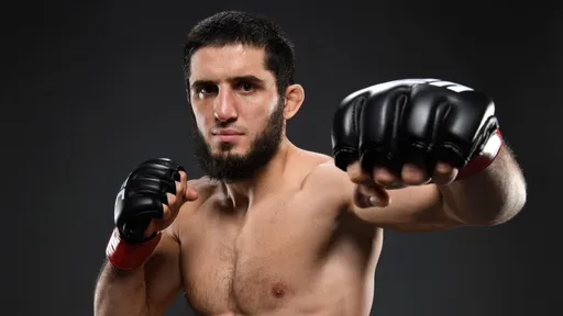 Махачев вошел в рейтинг P4P после завоевания титула чемпиона UFC