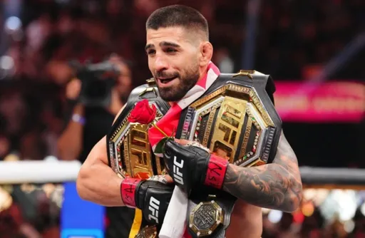 Чемпион UFC Топурия назвал Царукяна петухом