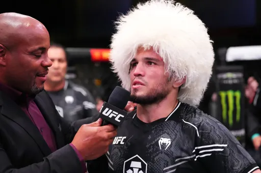UFC Fight Night 286: началась прямая трансляция турнира в Шанхае