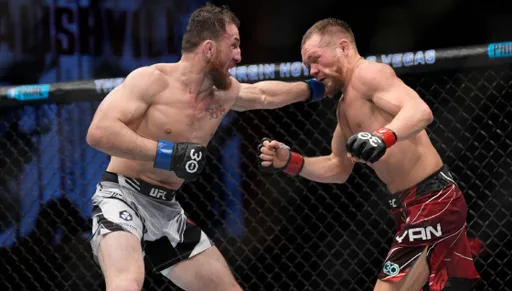 Ян потерял две позиции в рейтинге UFC после поражения от Двалишвили, Волков стал седьмым