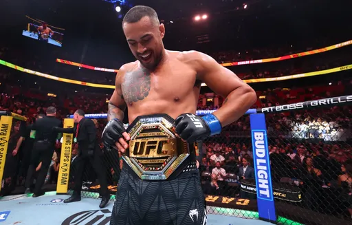 Чемпион UFC Улберг рассказал, почему не торопится возвращаться в октагон