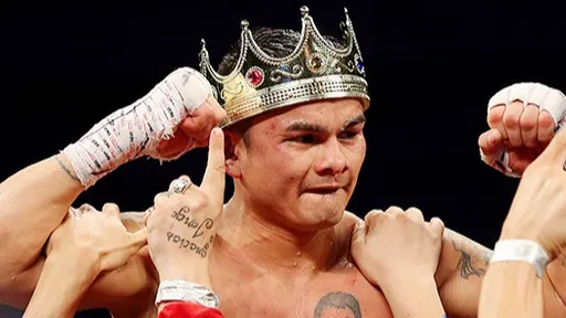 Экс-чемпион WBA в двух дивизионах Майдана заявил, что хочет подраться на голых кулаках в России