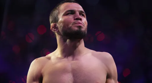 Где смотреть бой Умар Нурмагомедов – Дейвисон Фигередо на турнире UFC 324