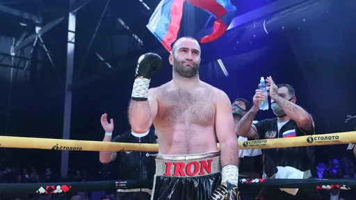 Гассиев нокаутировал Уэлча в первом раунде