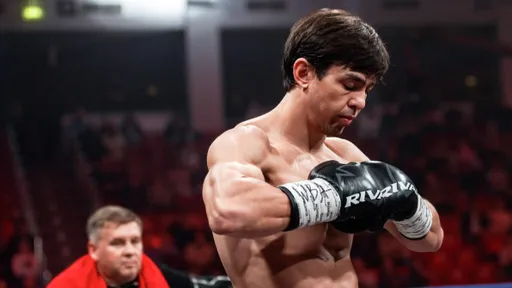 Россиянин Туков стал чемпионом IBA.PRO Intercontinental в среднем весе