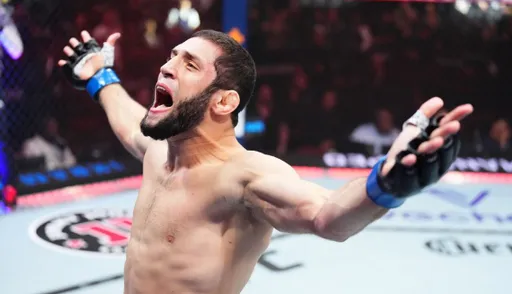 Россиянин Алискеров признан лучшим новичком 2023 года по версии MMA News Awards