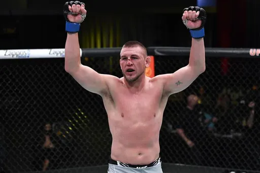 Джейкоби наглухо нокаутировал Петрино на UFC on ESPN 63 в Тампе