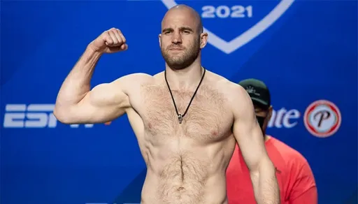 Гольцов: хотел бы и дальше драться в PFL, переговоры в конце года