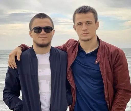 «Мой старший брат – моя опора». Усман Нурмагомедов рассказал о вкладе Умара в его карьеру
