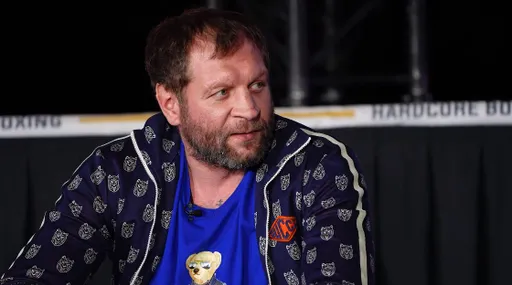 Александр Емельяненко и Кудряшов устроили перепалку на пресс-конференции