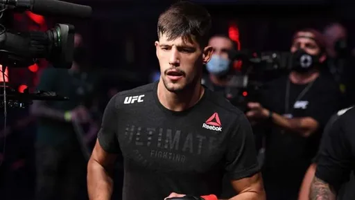 Йоэль Альварес дебютирует в полусреднем весе против Висенте Луке на UFC Fight Night 261