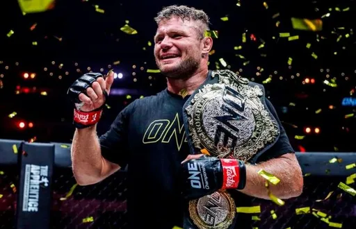 Чемпион ONE Малыхин выступил с обращением к тренеру