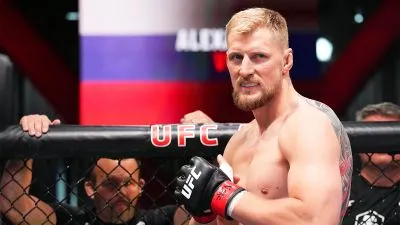 Волков: Уайт сказал, что судьи меня обокрали