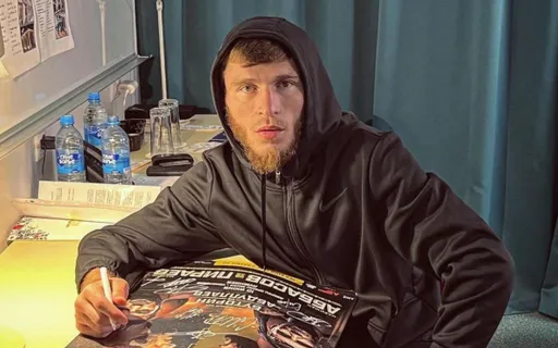 Пираев победил Буторина удушающим приемом на AMC Fight Nights 120