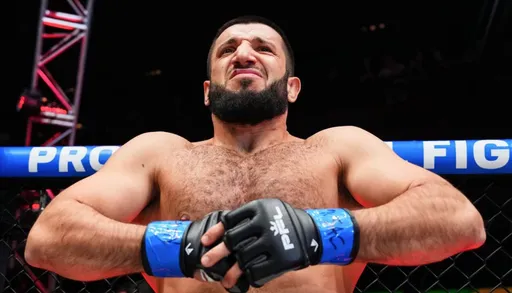 Куниев нокаутировал Форчуна на турнире UFC Fight Night 282 в Абу-Даби