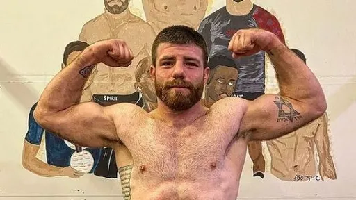 Представитель Израиля Аронов 15 августа проведет бой за контракт с UFC против американца Риза на шоу Даны Уайта