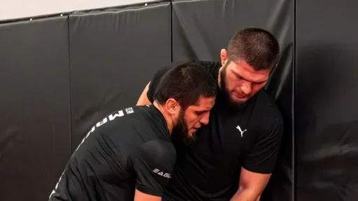 Хабиб опубликовал фото с подготовки команды к боям на UFC 311