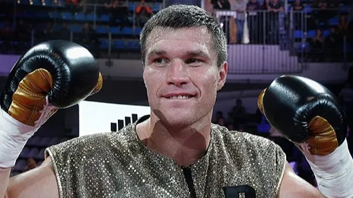 Дрозд – о спорном моменте в бою Усика и Дюбуа: это был легитимный удар