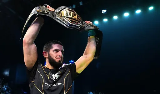 Тактаров прокомментировал решение Махачева освободить титул чемпиона UFC в легком весе