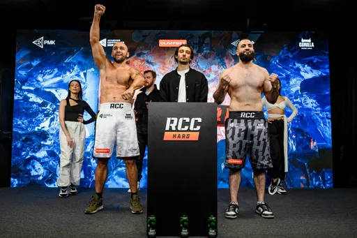 Стхански оказался тяжелее Мясникова перед первым в истории RCC HARD пятираундовым поединком