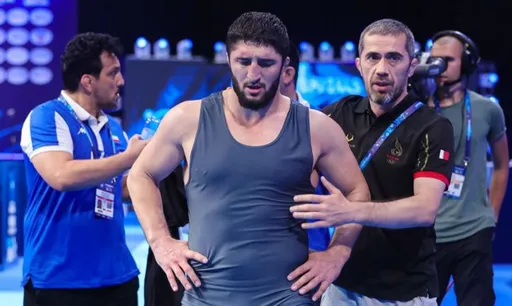 Олимпийский чемпион Садулаев успешно прооперирован