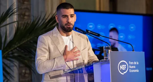 Чемпион UFC Топурия выразил поддержку жителям сектора Газа