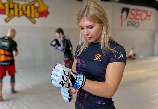 Железнякова выбыла из боя с Лисбоа на UFC Vegas 81