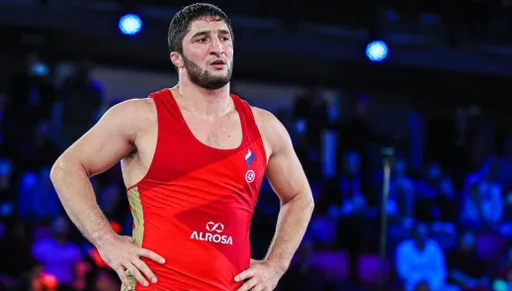 Трехкратный олимпийский чемпион Сайтиев рассказал, что Садулаев получил травму до ЧМ в Сербии
