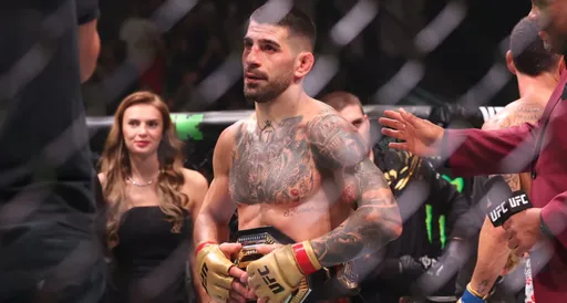 Биспинг: Топурия может стать первым чемпионом UFC в трех весовых категориях