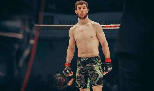 В ACA опровергли уход чемпиона Абдулвахабова в PFL