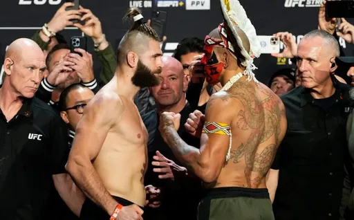 Волкановски заявил, что Перейра нокаутирует Прохазку на UFC 303