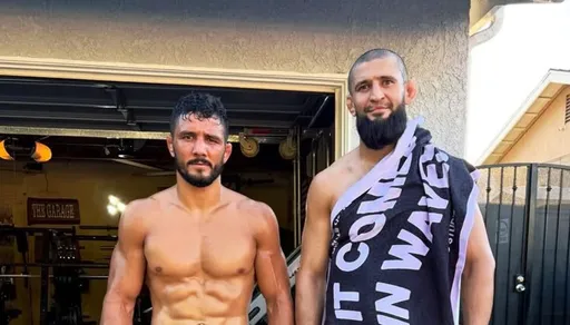 Чимаев помогает Пико готовиться к поединку с Фрейре на турнире UFC 327
