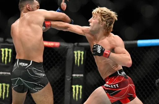 Сехудо впечатлен выступлением Пимблетта на UFC Fight Night 208