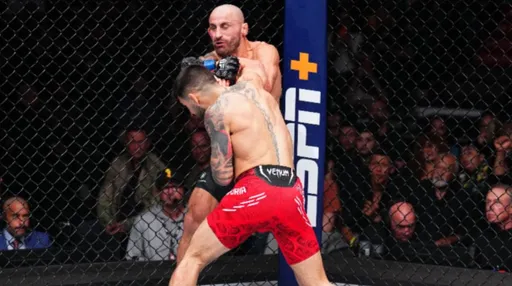 Евлоев оставил грозное послание новому чемпиону UFC Топурии