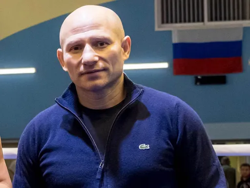 Тренер сборной России по боксу рассказал о спасении тонущего человека