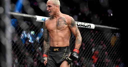 Экс-чемпион UFC Оливейра отреагировал на смерть Пеле