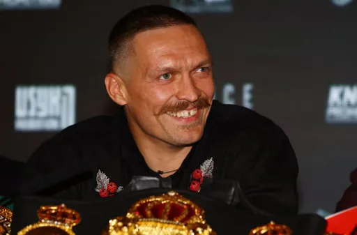Глава Top Rank Арум: возможно, Усик уже не тот, что раньше