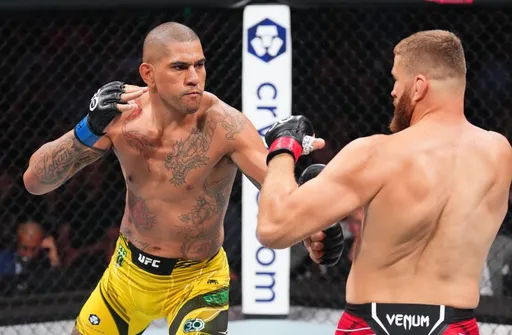 Перейра: уверен, что буду драться за пояс UFC в полутяжелом весе до конца года