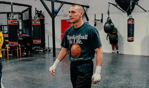 Константин Цзю: Тимофей не проиграл бой Фундоре, но и не выиграл у него
