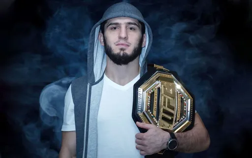 Махачев вошел в тройку лучших бойцов 2022 года по версии UFC
