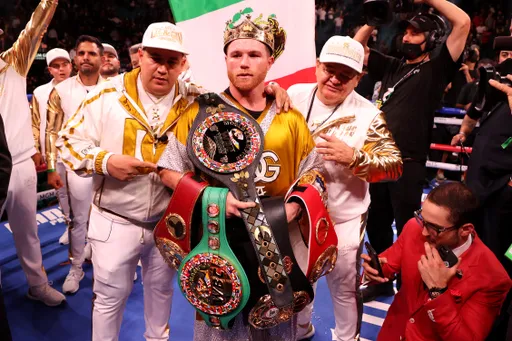 Буллинг в школе, пятеро детей от разных женщин и допинговый скандал: интересные факты о Сауле Альваресе