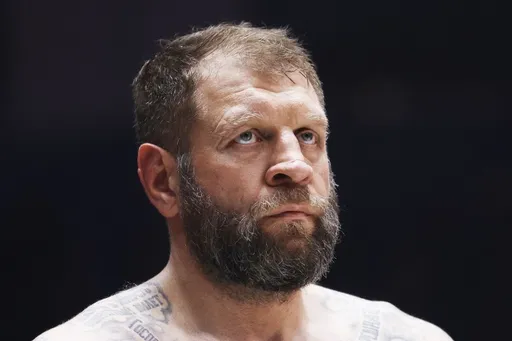 Александр Емельяненко рассказал, как относится к Чимаеву