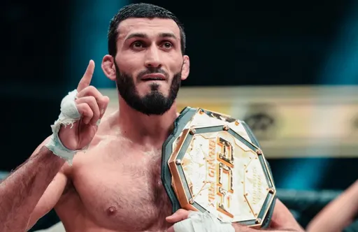 Махачев – о дебюте Гасанова в UFC: надеюсь, что как только пройдет срок тестирования, он получит бой