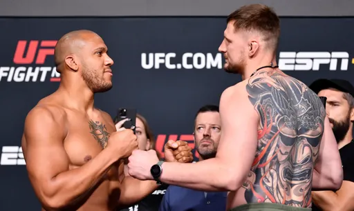 Менеджер Волкова: просим бой с Ганом в мае за временный титул UFC