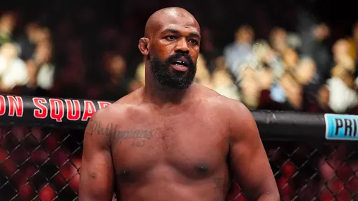 Чемпион UFC Джонс поздравил Двалишвили с победой над О'Мэлли в реванше