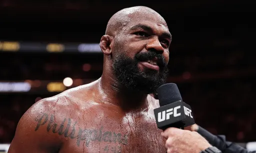 Чемпион UFC Джонс – о своем простое: не знаю, хочу ли я называть это отставкой