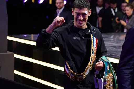 WBO запросила у Бивола медицинские документы после операции на спине