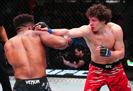 Россиянин Копылов нокаутировал американца Кертиса на UFC Vegas 101