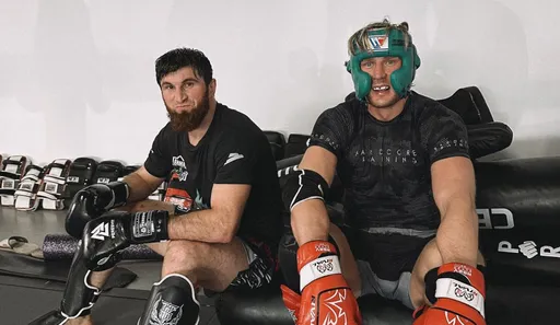 Волков помогает Анкалаеву подготовиться к бою с Перейрой за пояс UFC в полутяжелом весе