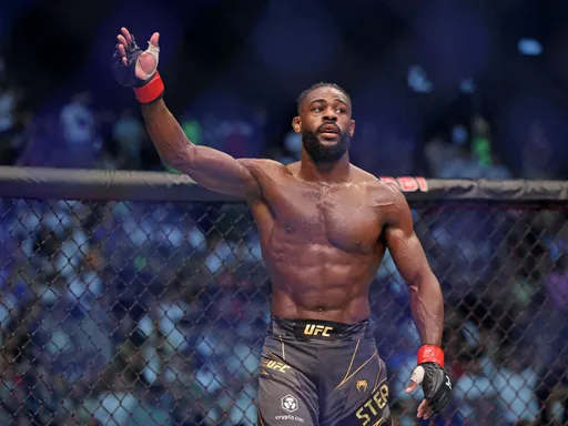 Стерлинг подписал контракт на бой с Евлоевым на турнире UFC в октябре